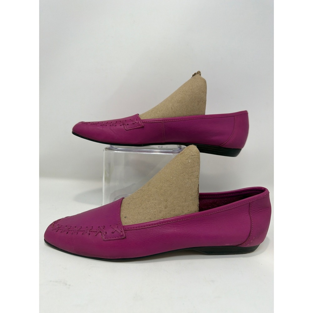 Brass Plum Shoes‎ Women's 8N Magenta Leather Loafer Flat Shoes Made in Brazil - Picture 2 of 9